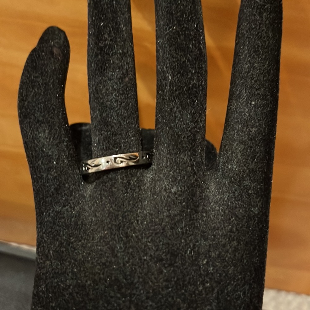 Guess GC 925 Dangle Ring - Picture 6 of 7